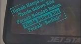 Quote di bus ini memang benar adanya. (Source: Instagram/@awreceh.id)