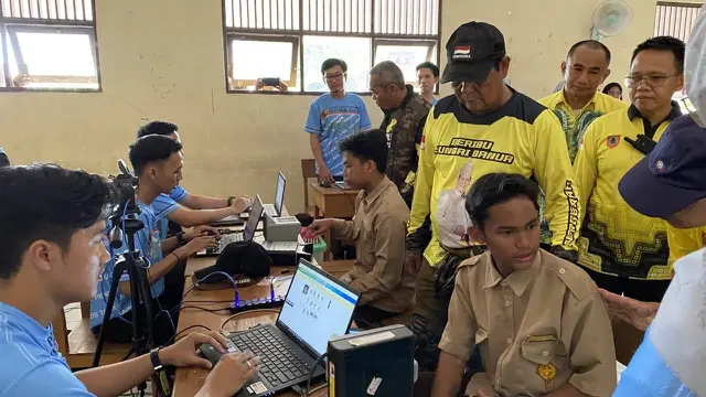Gubernur Kalimantan Selatan.