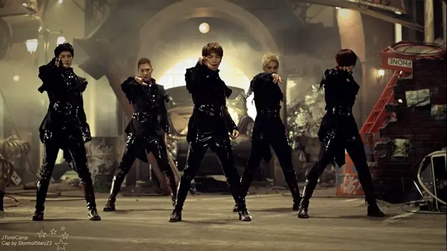 6 Videoklip K-Pop dengan Cerita yang Mengharukan