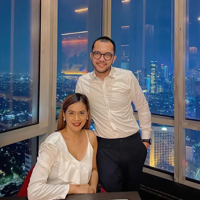 Bintang Cinta Setelah Cinta, Indah Indriana bersama suaminya Diaz Adritya Putra Adrian (Foto: Instagram @indahindriana)