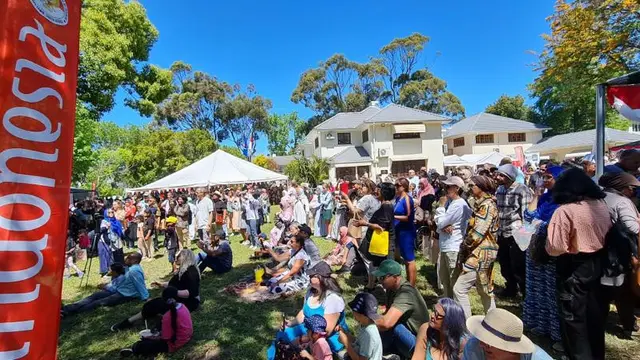 KJRI Cape Town menyelenggarakan “Indonesian Folk Market” atau Pasar Rakyat di halaman kantor KJRI, Sabtu (14/10/2023). (Istimewa)