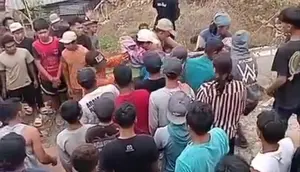 Proyek Bangunan Rumah Tiba-Tiba Longsor Timbun 2 Pekerja di Pemalang