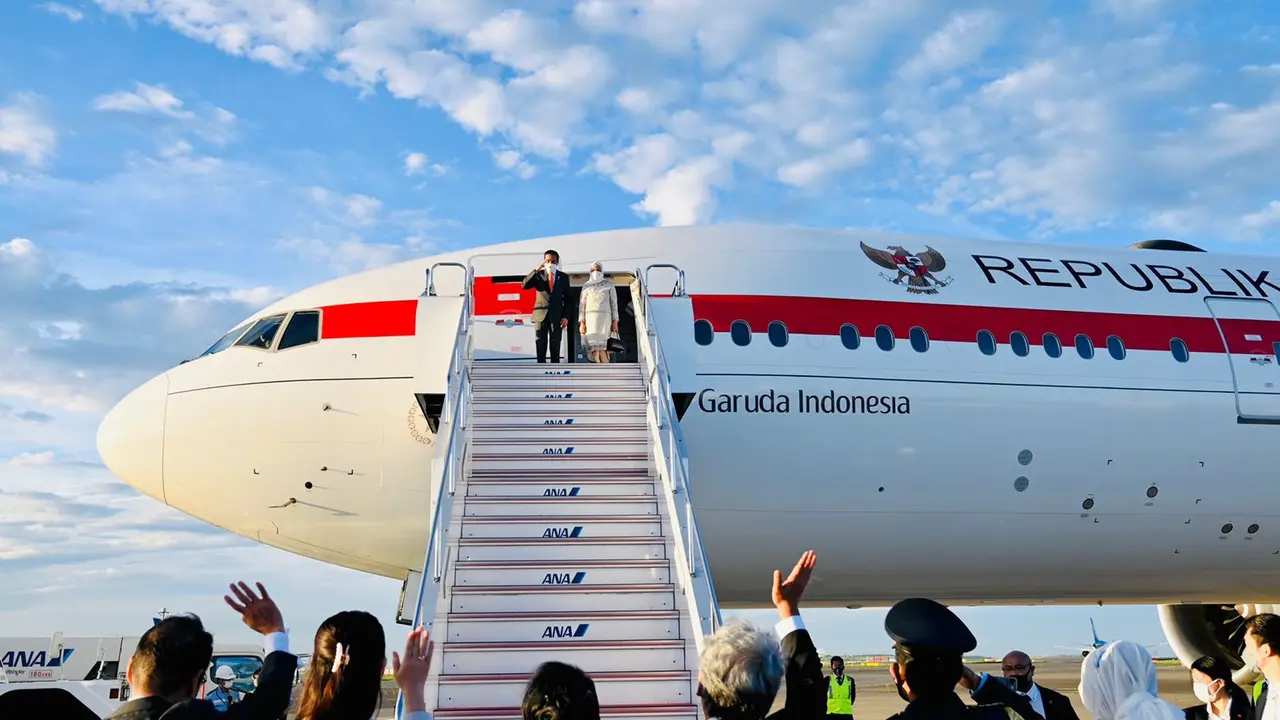 Presiden Joko Widodo atau Jokowi dan Ibu Negara Iriana melanjutkan kunjungan kerjanya ke Seoul, Korea Selatan dari Tokyo, Jepang, pada Rabu (27/7/2022).