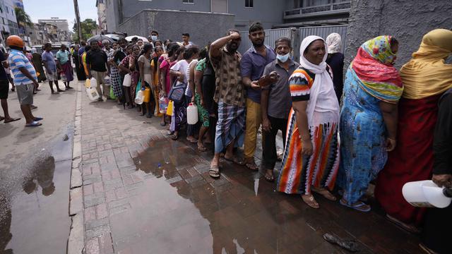 Potret Kelangkaan Gas untuk Memasak di Sri Lanka-AP 5