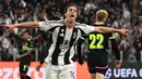 Pemain Juventus, Kenan Yildiz melakukan selebrasi setelah mencetak gol pertama timnya ke gawang PSV Eindhoven pada laga Liga Champions 2024/2025 di Juventus Stadium, Turin, Italia, Rabu (18/09/2024) WIB. (AFP/Isabella Bonotto)