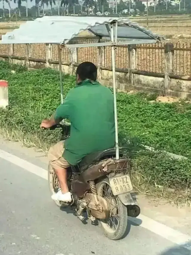 Kumpulan Potret Cara Unik Pemotor Mencegah Kulit Tersengat Panasnya Sinar Matahari (ist)