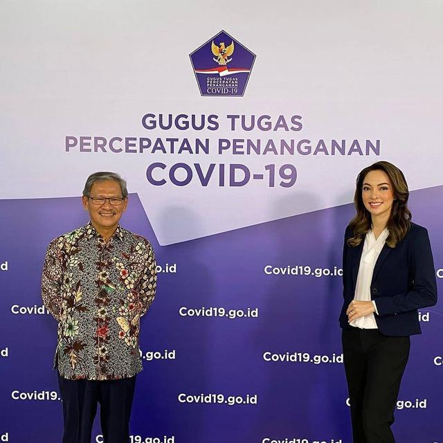 Jadi Juru Bicara Covid-19, Ini 6 Potret Terbaru Reisa Broto Asmoro
