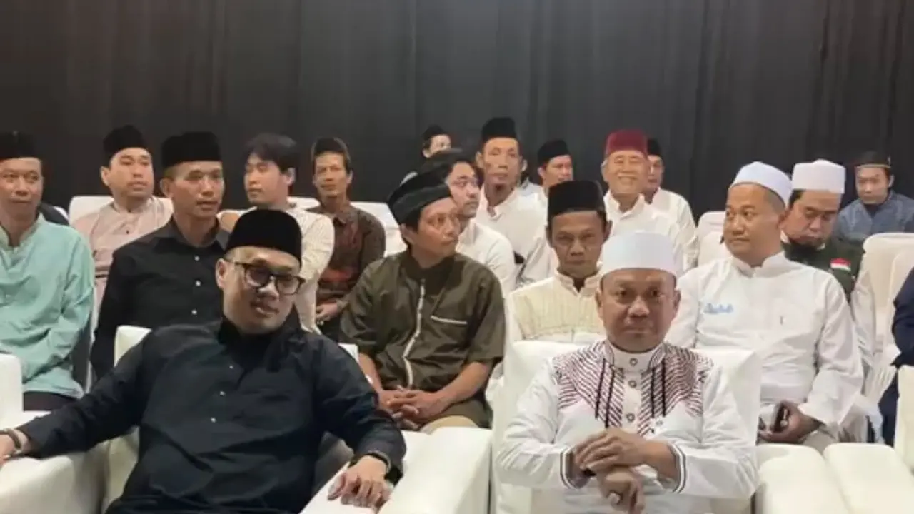 Ceramah di Tangsel, Ustaz Das’ad Latif Ajak Warga Bersabar dan Berikhtiar