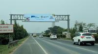 Jalur tol Tangerang-Merak dicek kembali kelayakannya sebagai ruas jalan utama yang akan digunakan rombongan tim official Asian Games