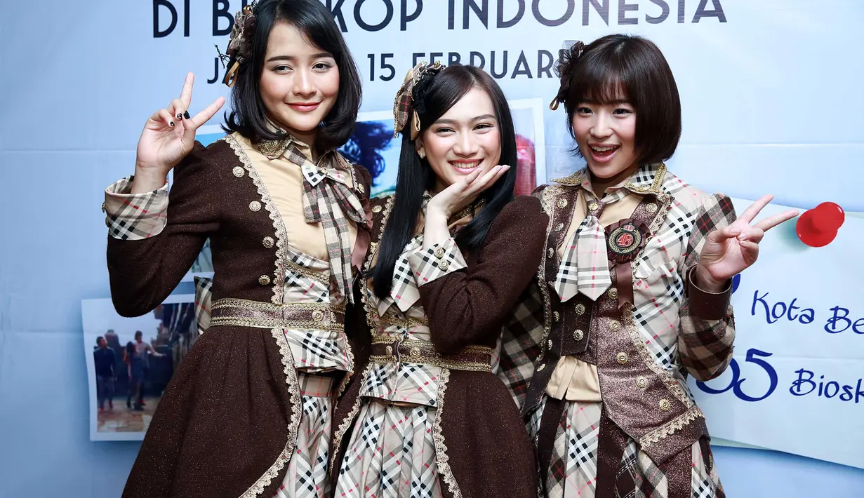 "Baru pertama kali kami hadir di acara ini karena kami ingin tau bagaimana cara mempromosikan pariwisata milik indonesia,dan setelah kami ketahui kami pun bangga bisa hadir,dan dijadikan pengalaman dihidup kami" komentar Melody (Deky Prayoga/Bintang.com)