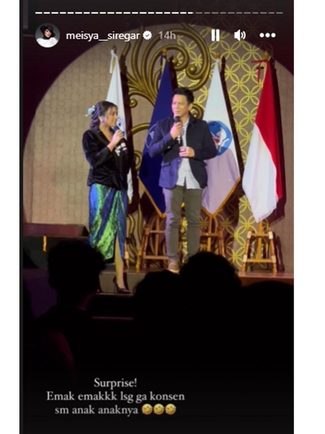 8 Potret Kelulusan Alleia Anak Ariel NOAH, Dapat Kejutan dari Sang Ayah