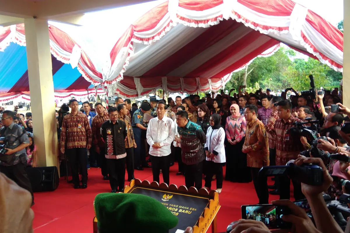 Presiden Jokowi resmikan Pasar Rakyat Maros