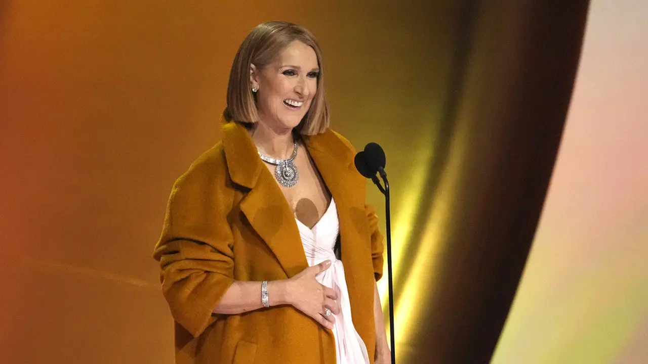 Celine Dion secara mengejutkan tampil di Grammy Awards 2024. (AP Photo/Chris Pizzello)