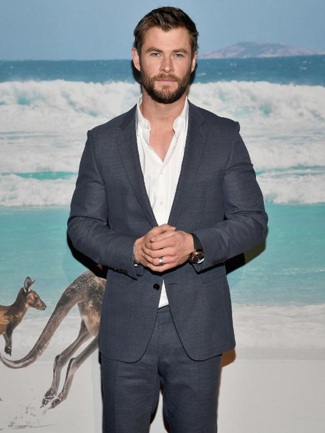 [Bintang] Chris Hemsworth