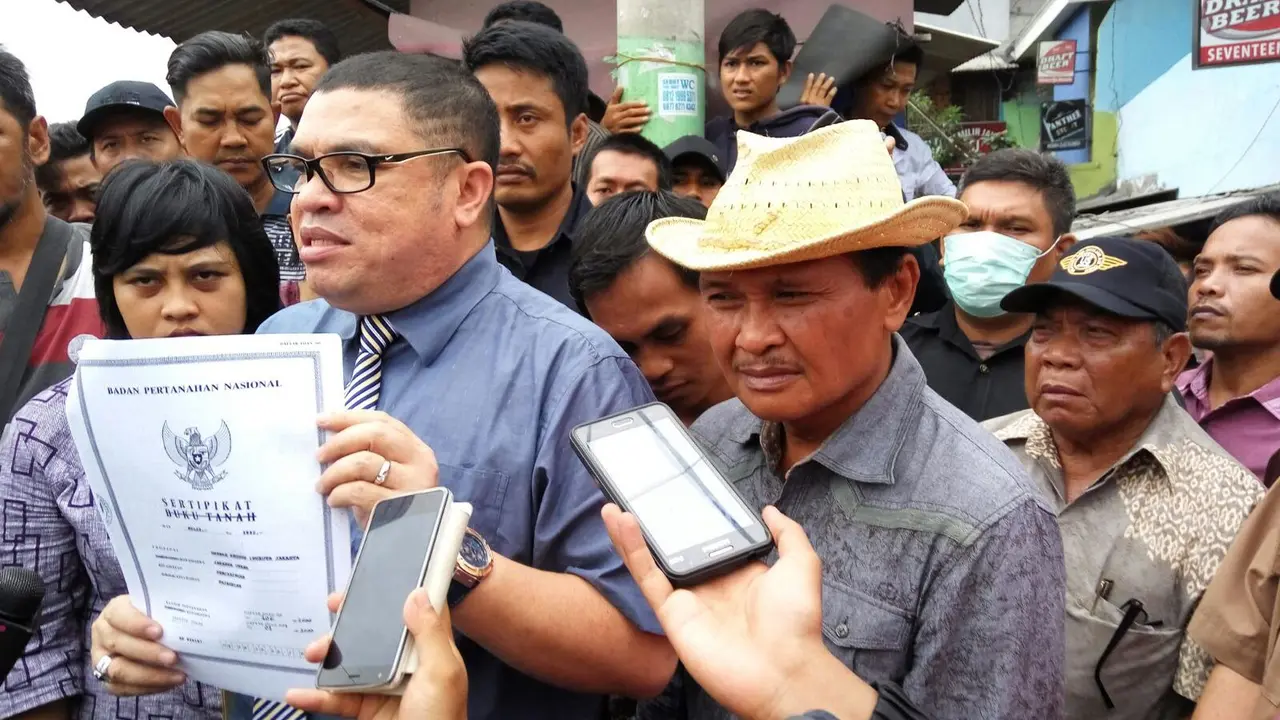 20160216-kalijodo-jakarta-pengacara aziz