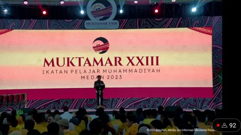 Presiden Joko Widodo (Jokowi) saat menghadiri Muktamar Ikatan Pemuda Muhammadiyah (IPM) di Medan.