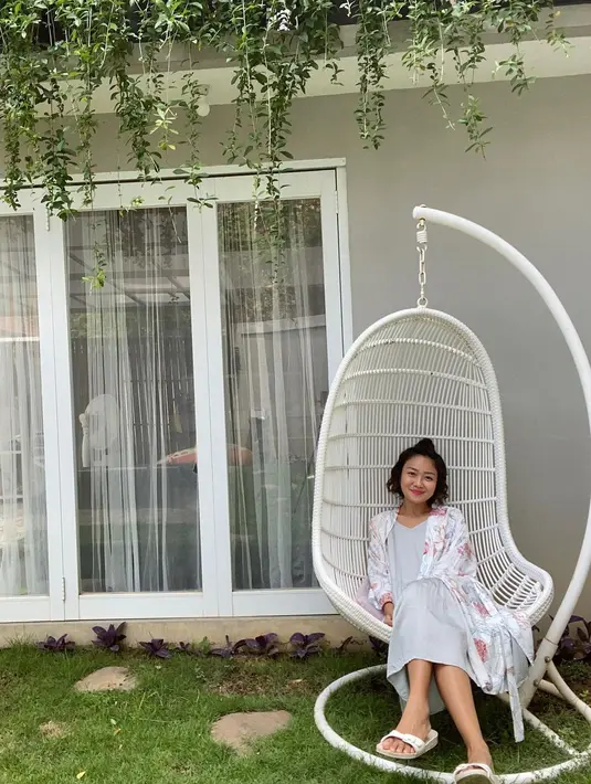 “Jadiiii setelah kuteliti dan telaah lebih lanjut, yang bikin kata sabar itu bisa terlaksana dengan baik adalah ketika kondisi fisik dan mood dalam keadaan baik,” ungkap Cici Panda. (Instagram/pandasuper)