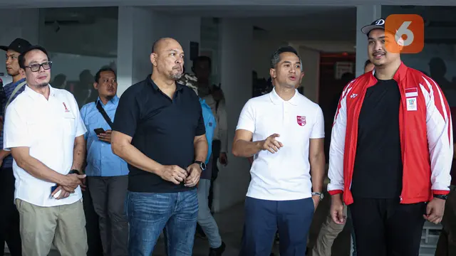 Foto: Gerak Cepat Menpora Dito Ariotedjo, Sambangi Pelatnas Tim Renang Indonesia Jelang SEA Games 2023