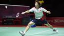 <p>Pebulu tangkis China, Shi YU Qi mengembalikan kok ke arah Jonatan Christie dari Indonesia pada pertandingan semifinal Indonesia Masters 2023 di Istora Senayan, Jakarta, Rabu (25/1/2023). Jojo, sapaannya, menundukkan pemain China Shi Yu Qi dengan skor 21-13, 15-21, 21-19. (AP Photo/Achmad Ibrahim)</p>