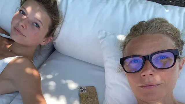 Gwyneth Paltrow dan Apple Martin (Instagram/ gwynethpaltrow)