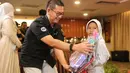 Shaza pun berharap acara ini dapat menguntungkan kedua pihak, dimana para finalis dan anak-anak panti asuhan itu bisa saling belajar dan berbagi untuk menjadi sosok pribadi yang lebih baik lagi ke depaannya. (Adrian Putra/Bintang.com)