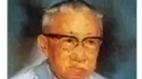 Dr Oen Boen Ing, salah satu dokter yang berjasa di zaman kemerdekaan Indonesia. (Sumber : Droenska.com)
