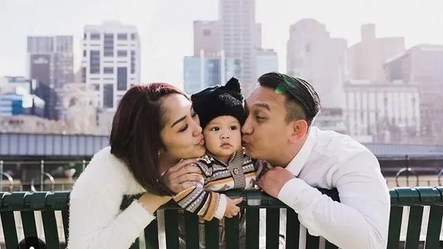 [Bintang] Augie Fantinus dan Adriana Bustami