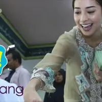 Nikita Willy rayakan ulang tahun ke-22 di panti asuhan kawasan Bekasi, Jawa Barat.