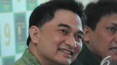 Sekjen PPP versi Djan Faridz, Dimyati Natakusumahdi memberikan keterangan pers di Jakarta, Senin (8/10/2014). (Liputan6.com/Herman Zakharia)