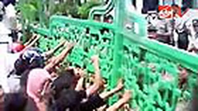 Demo Penutupan Tambang Besi Ricuh