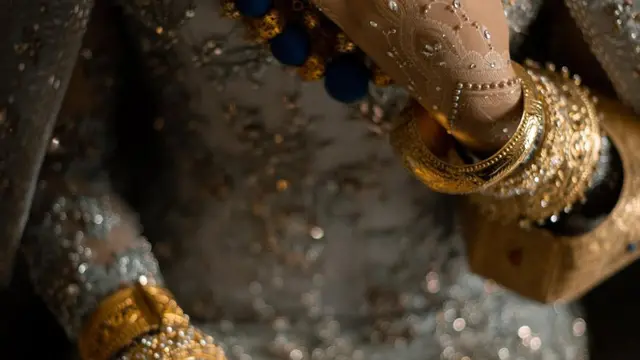 Momen haru pernikahan Ochi Rosdiana. (credit: instagram.com/thepotomoto)