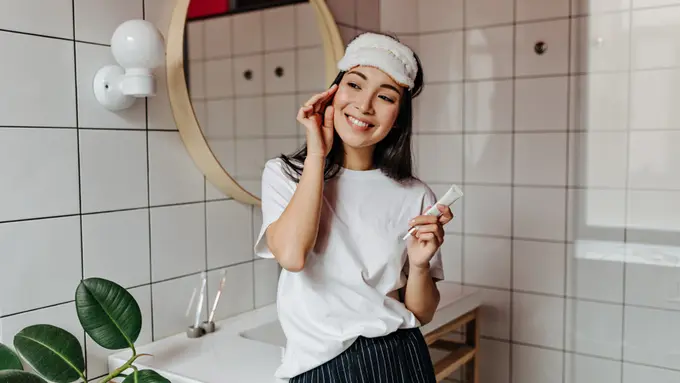 Lawan Tanda Penuaan Dini, 4 Kandungan Skincare Ini Bekerja Tingkatkan Produksi Kolagen