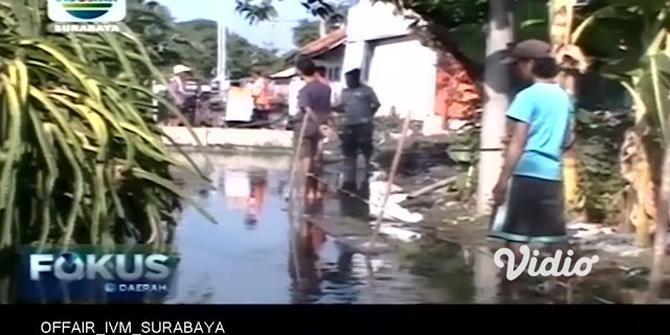 VIDEO: Hujan Deras Mengguyur, Banjir Merendam Rumah Warga di Jombang
