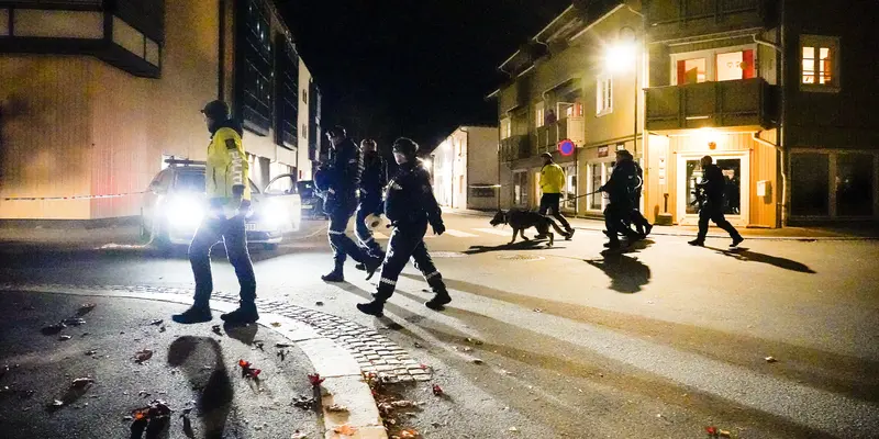 FOTO: Teror Serangan Panah Tewaskan 5 Orang di Norwegia