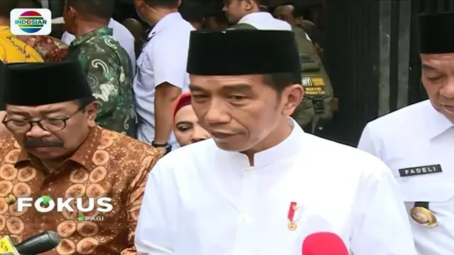 Jokowi blusukan ke Pasar Sidoharjo di Lamongan, Jawa Timur, ditemani istri serta Gubernur Jawa Timur. Jokowi menyatakan bahwa harga pokok akan tetap stabil hingga akhir tahun ini.