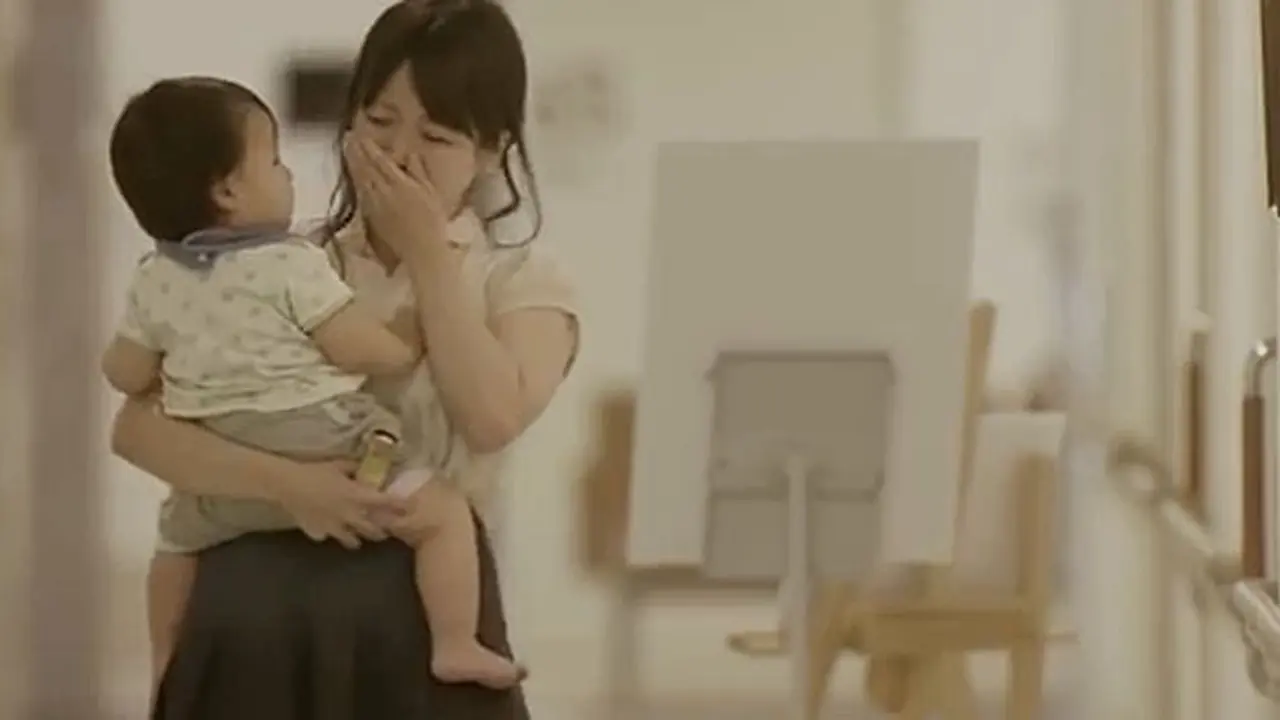 Foto: copyright youtube.com/PampersJapan