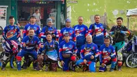 Pembalap dan komunitas mengikuti event Enduro Internasional Hiu Selatan Adventure Trail (dok: Yamaha)