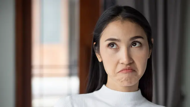 perempuan menyebalkan