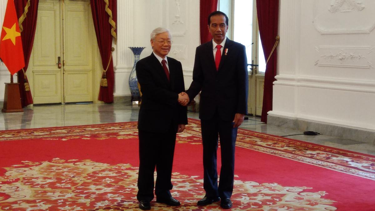 Presiden Jokowi Kirim Ucapan Duka Cita Atas Kematian Pemimpin Tertinggi Vietnam Nguyen Phu Trong, Begini Isinya