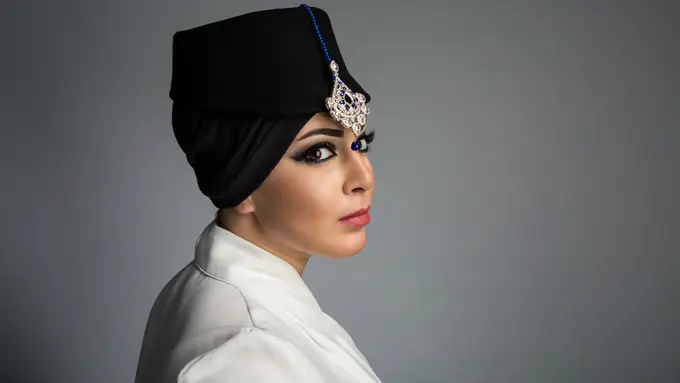 Cantik Berhijab ala Desainer Muslim Paling Beken Abad Ini