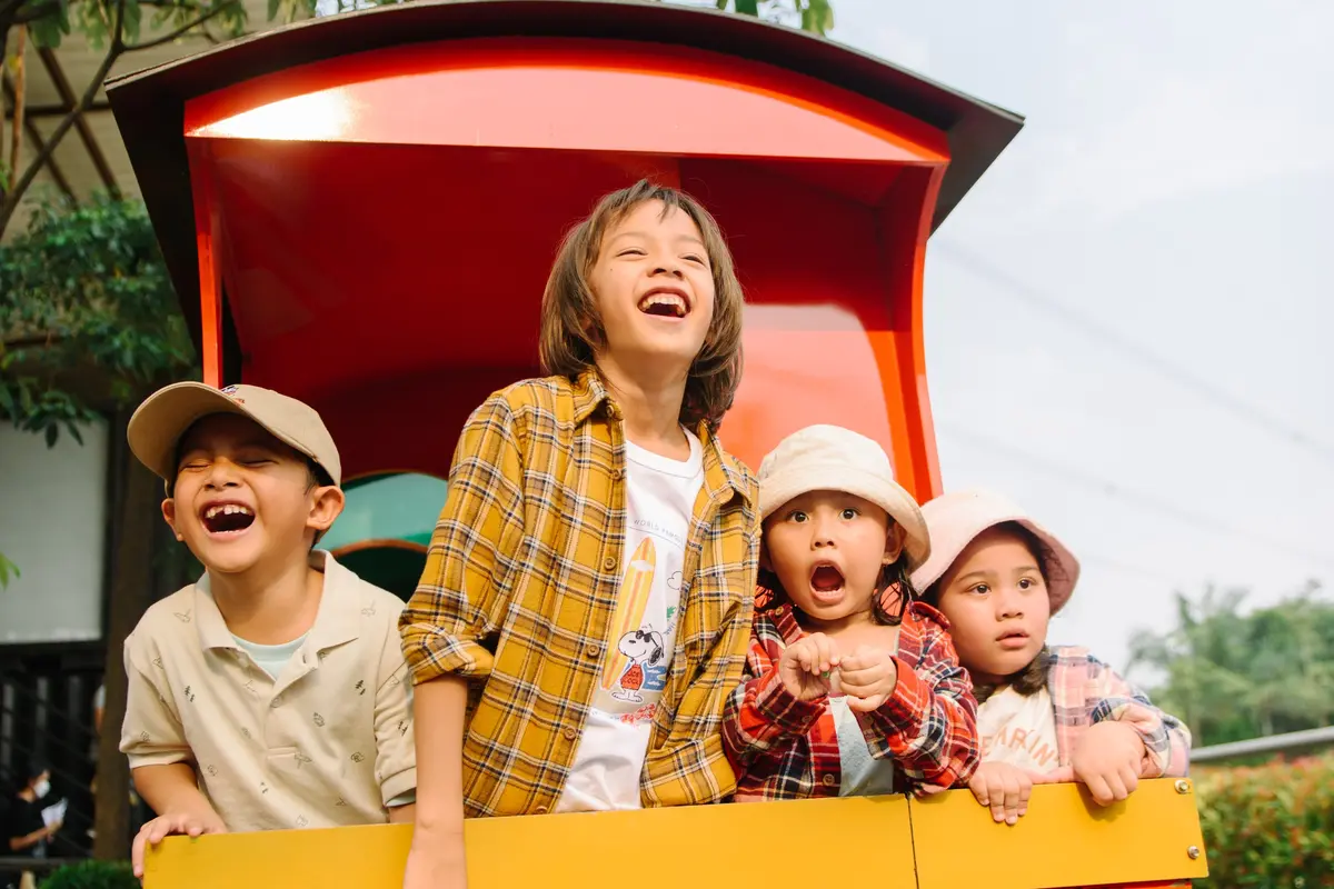 Ajak Anak-Anak Jelajah Ruang Imajinasi Melalui Playdate Bersama Keluarga dengan Koleksi UNIQLO Kids & Baby
