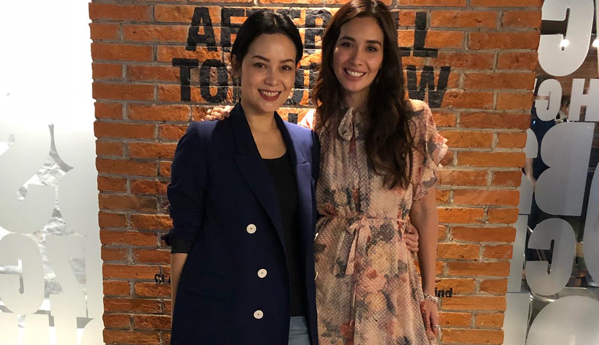 Ini momen keduanya saat datang ke bioskop untuk menyaksikan film Wiro Sableng bersama. (Liputan6.com/IG/@lalatimothy)