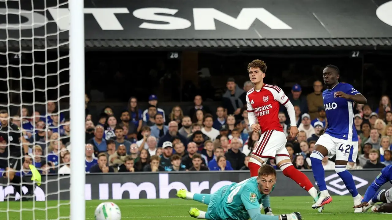 Gelandang Arsenal, Max Dowman