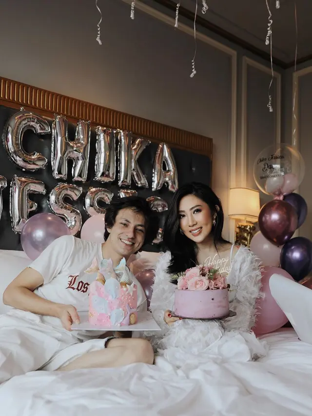 Rayakan Ultah di Hotel, Ini 7 Potret Chika Jessica yang Dikabarkan Pacar Dylan Carr