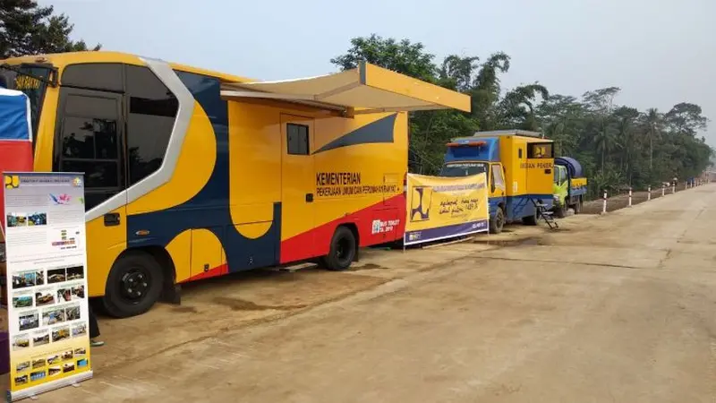 Kementerian PUPR memberikan dukungan fasilitas sanitasi, seperti toilet umum di Rest Area/Tempat Istirahat (TI) jalan tol. (Dok. Kementerian PUPR)