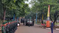 Jokowi memberikan pembekalan kepada 728 Calon Perwira Remaja (Capaja) Akademi TNI Polri 2017