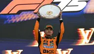 Lando Norris saat menang balapan F1 GP Australia 2025. (Saeed KHAN / AFP)