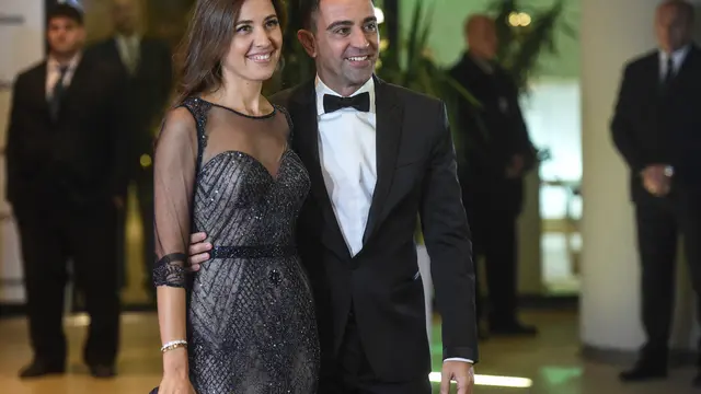 Xavi Hernandez dan istrinya, Nuria Cunillera