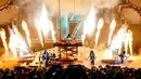 Penampilan band heavy metal KISS dalam tur dunia bertajuk 'End of the Road' di Riverbend Music Center, Cincinnati, Ohio, Amerika Serikat, Kamis (29/8/2019). KISS menggebrak panggung Riverbend Music Center dalam tur perpisahan band tersebut. (Photo by Amy Harris/Invision/AP)