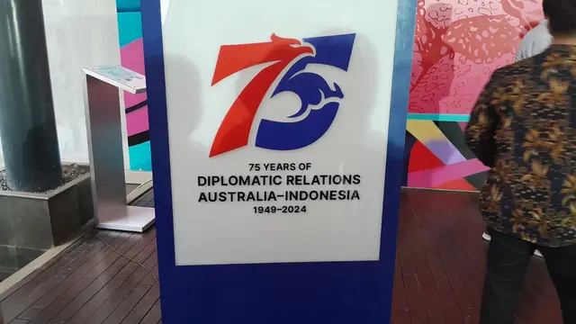 Logo perayaan 75 Tahun hubungan diplomatik